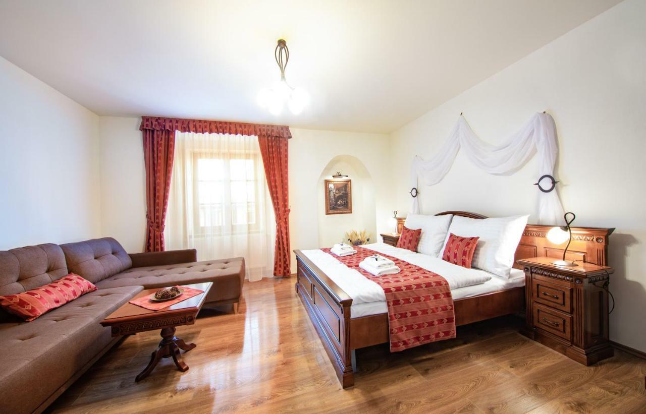 Residence Safari Resort - Chateau Borovany  Exteriör bild