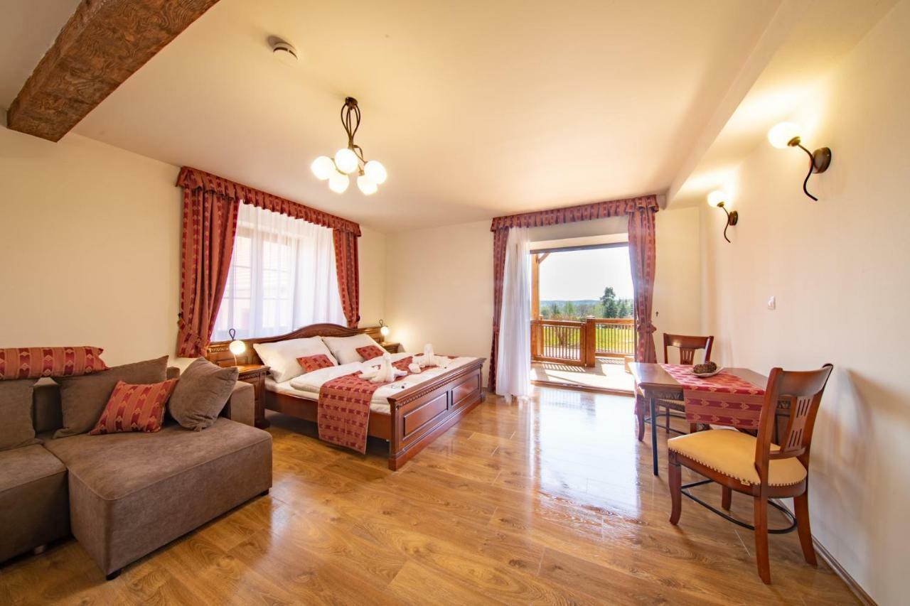 Residence Safari Resort - Chateau Borovany  Exteriör bild